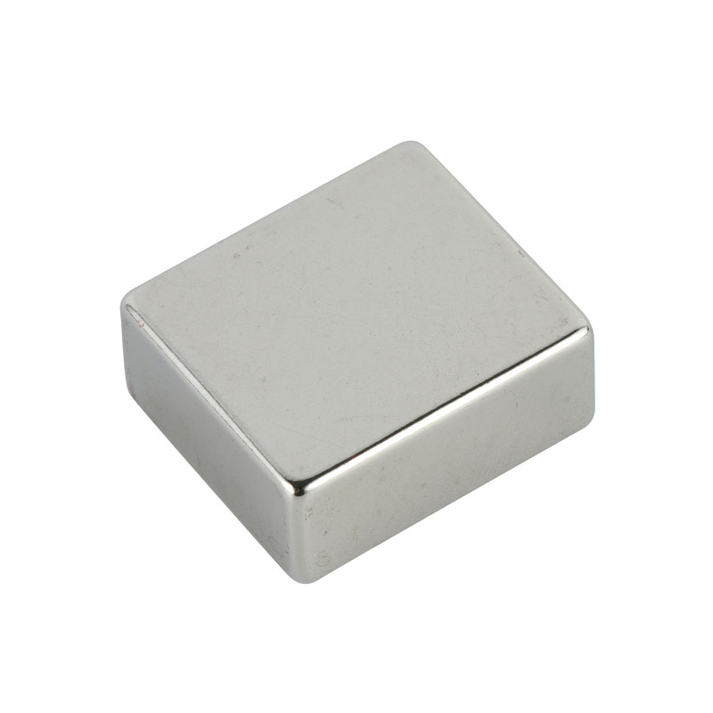 Vibrating motor magnet